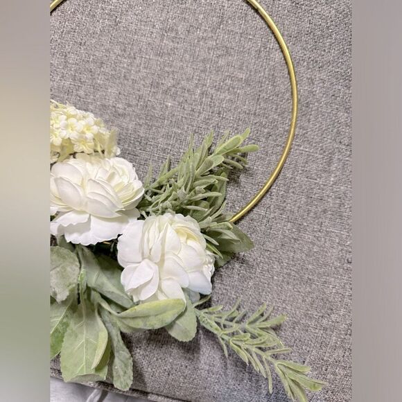 White floral wedding wreath - Picture 6 of 6